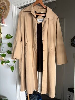 Vintage Stanbrooke Trench w/ Liner